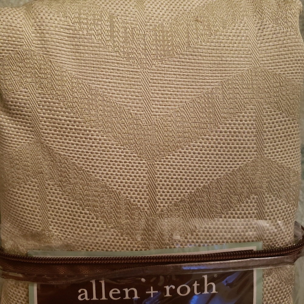 - Allen + Roth energy saving draperies - Picture 8 of 10